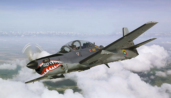 Pesawat Latih TNI AU Jatuh Timpa Rumah Warga di Malang, 3 Tewas